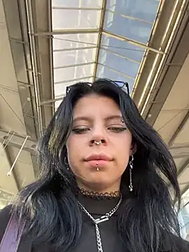 LishuMeow - LOSE my skirt in PUBLIC no panties