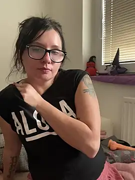 Marketatomas - Skákání na dildu 30 sek