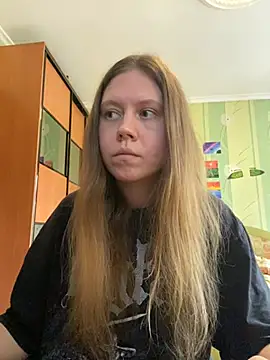 ExpensiveBorschtBabe - completely naked and hot💦🔥