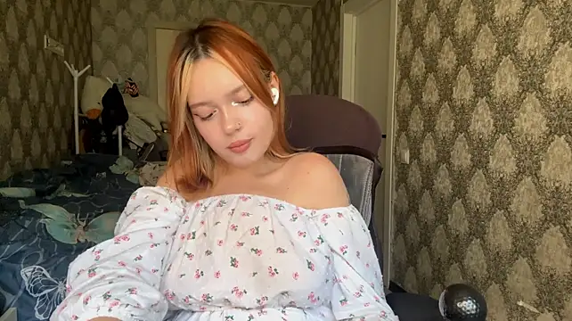Miasamer - Stroke my neck <3