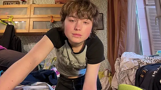 Nellyts - Show my Piercied tongue
