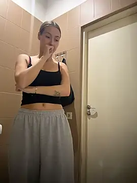 Coconut_milk - Take out boobs in bus