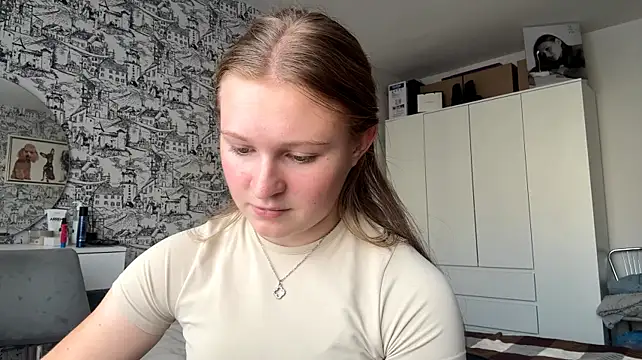 LisFris - sexy spin around