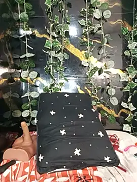 Urfavlatina - Squirt in my bed