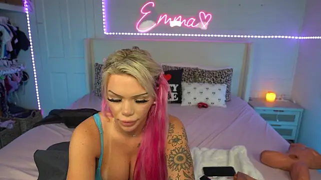 Emmagray001 - FUCK MACHINE SHOW !!