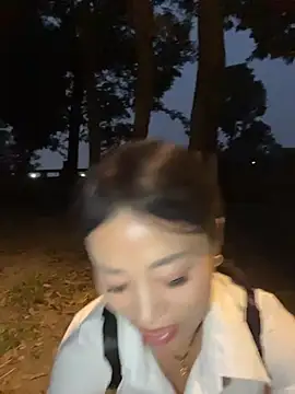 Lipinger - 实现丝袜自由