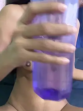 Skinnybaddie - Pusssy fingring 🍌🍌💋💋💋👄👄🥵