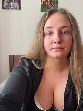 Joannakiss - Take off bra❤️❤️