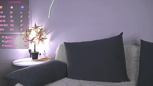 Minty_bite - Massage juicy oily tits