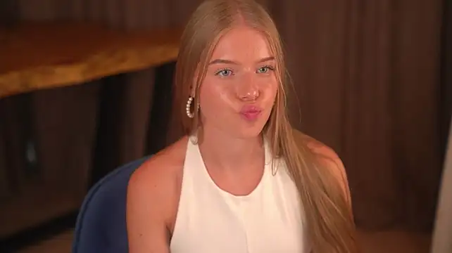 FelishaWeeter - so sensual touch my body
