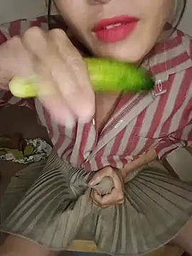 Lucy_meo - I want to ejaculate onto your penis.
