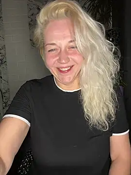 JenniferCarmen - Show tits 🤩