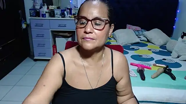 Pervert_mommy_ - undress me honey to masturbate
