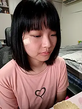 87wawa - 背部需要呵護❤️呆呆女武