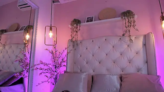 ScarlettRoot - rub hard pussy