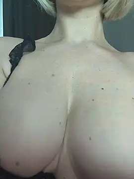 DianaBeautyXXX - striptease and cum