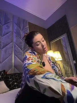 CleoLangley - Ass tease 🍑