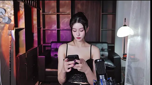 Elowen-8 - 💖让安宝下班回家💖go home