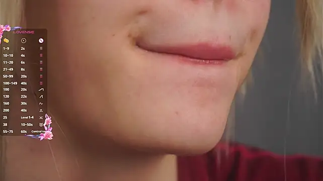 WilmaViesca - suck two fingers sexily