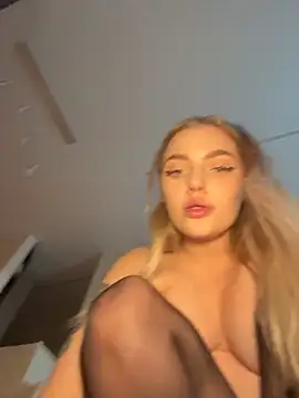 HugeBoobsAlice - HARD FINGERING PUSSY + SUCK BOOBS 🥵