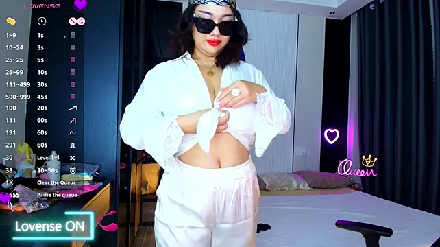 Xxxsexaxion8 - play with nipples
