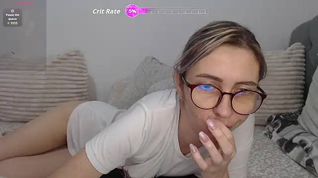 AngelRubyy - 4 finger in pussy till i squirt