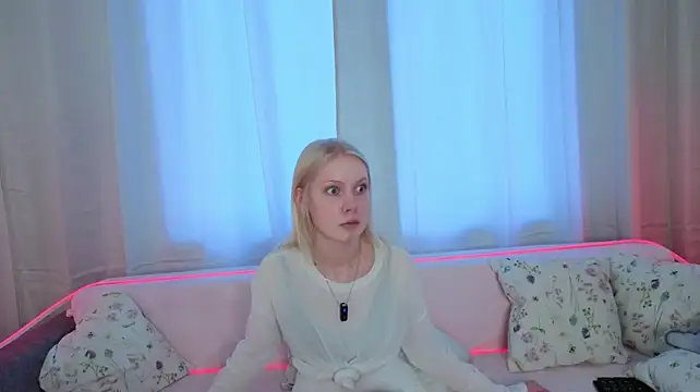 ChelsieAranas - Play with my hair