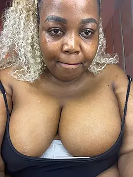 THICKSEXY02