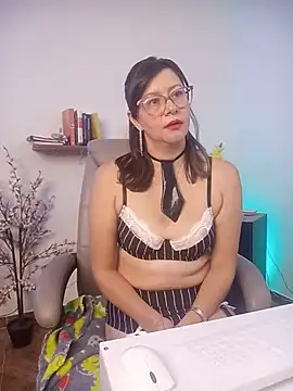 Ana_Laurent - 💦Wet Pantyhose + Clit Stimulation💦