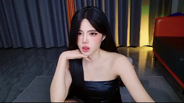 Xiaoxun520 - 全裸3分钟，骚气敢玩，喜欢就下手
