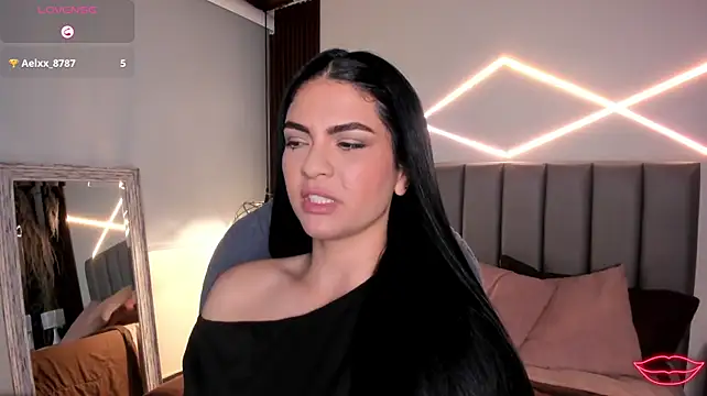 Veronicalanx1