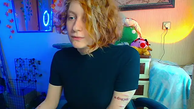 RubyMoon - Show boobs (3 min)