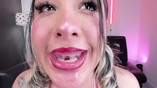 Miss_danika - cover mi face in full spit