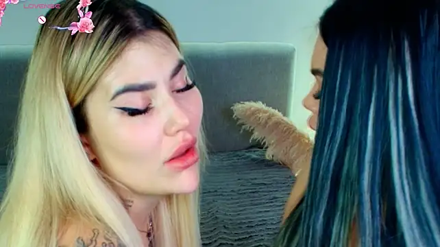 Katerine_Monroe - lick each other's nipples 💘