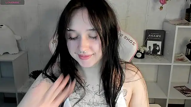Emma-Blissa - topless