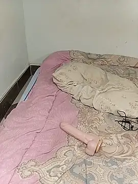 Petite_Nana