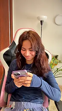 Adriennesexxx - Rub and cum orgasm