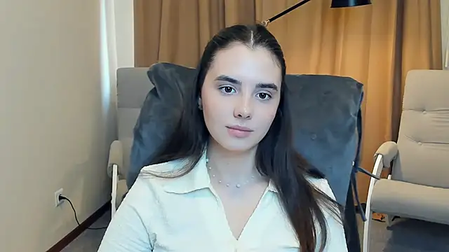 JuliDahill