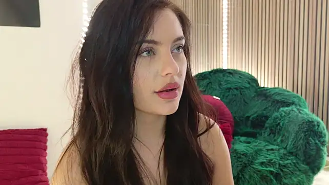 Celia_chanel - make me go crazy