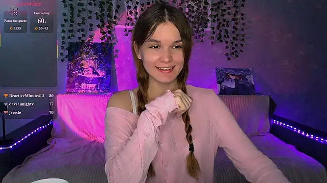 Amber_Roger - Tease sexy ass and slap😘