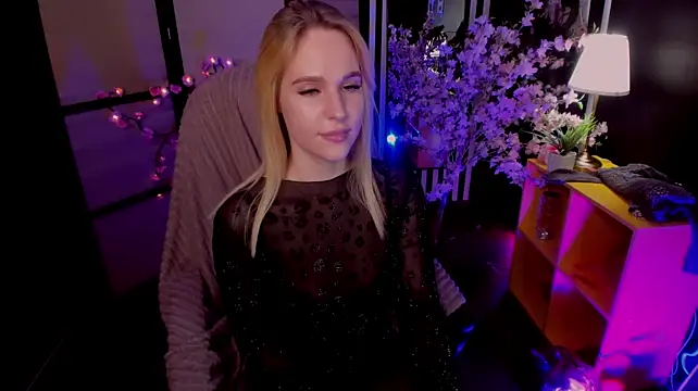 Blondie_Muse - suck fingers