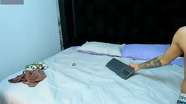 PixelHeartt_ - fingering