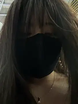 Xiao-mo520 - 美导老师下班兼职电子女友，咖啡厅，刺激，人多，哥哥轻点，完成目标脱外裤直播5分钟