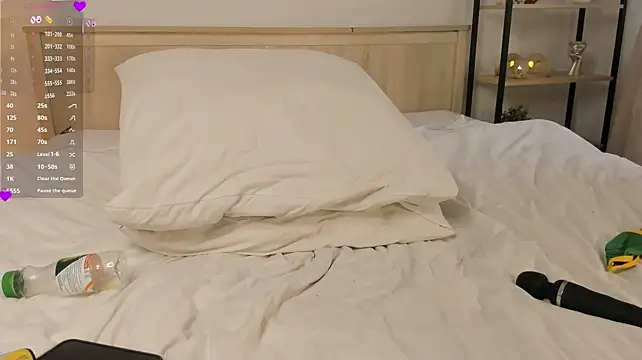 EstelaSuppa - Make my panties lower and spank my booty
