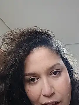 DEUSA_VAL_BBW