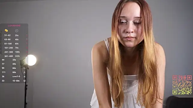 I_never_look_back - sexy squeeze boobs