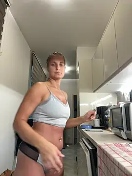 Jennifer11772 - Make me happy+ new video
