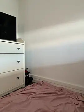 Bebecita_x - 🎁 vidéo hot pour dernier tippeur