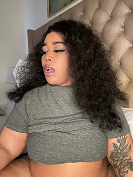 CAMMII__ - 😘 MAKE ME CUM & SQUIRT ❤️✨💦LT🎁✨