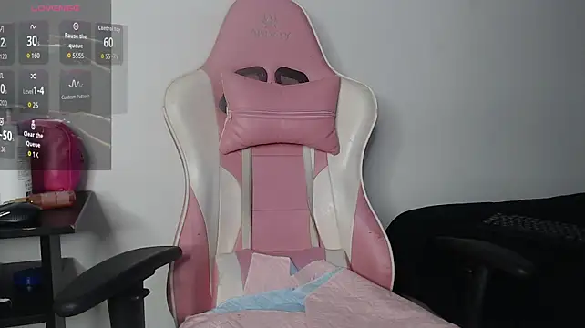 Jessica_Dove